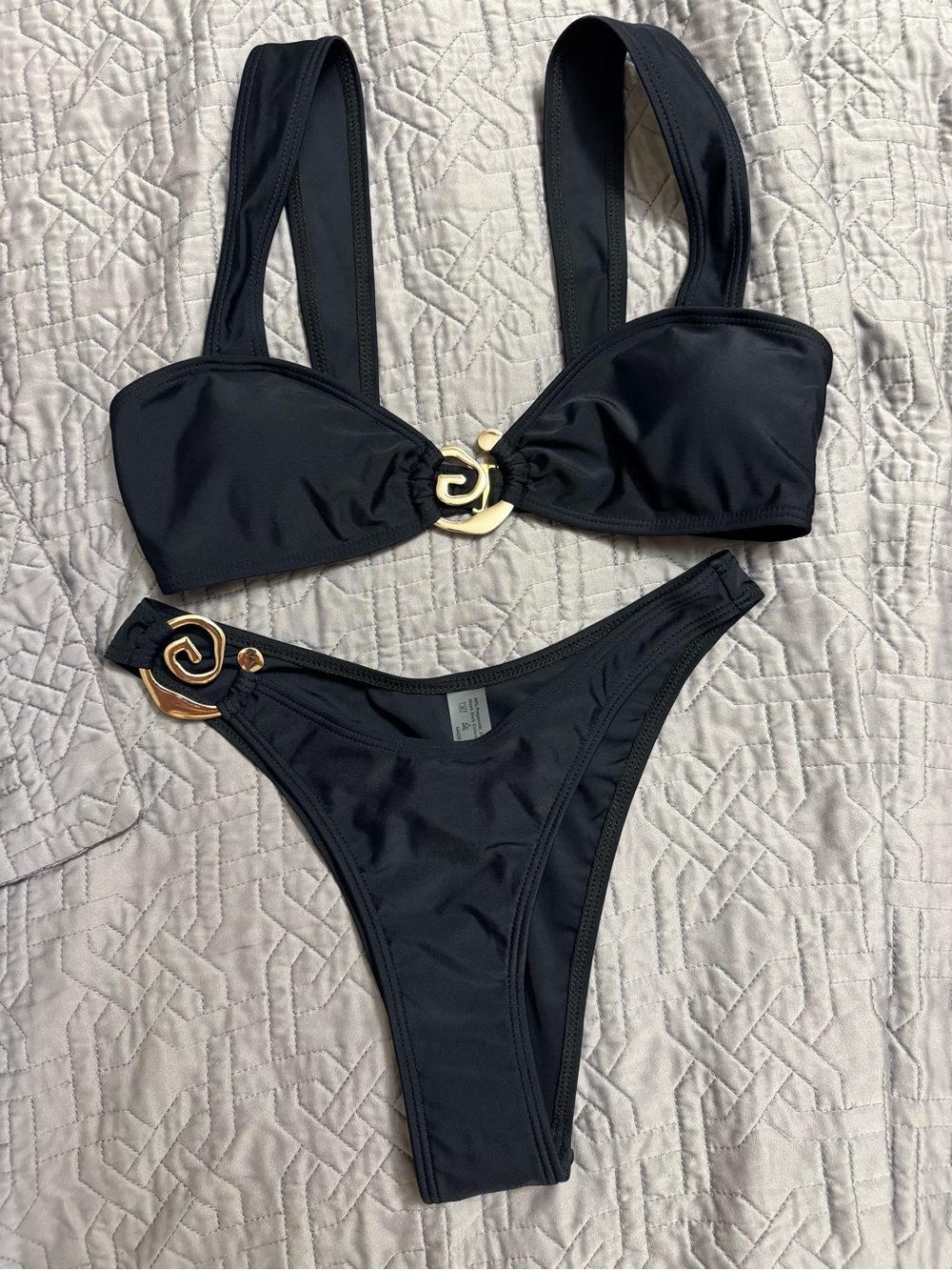 Bikini set - Picture 3 of 4
